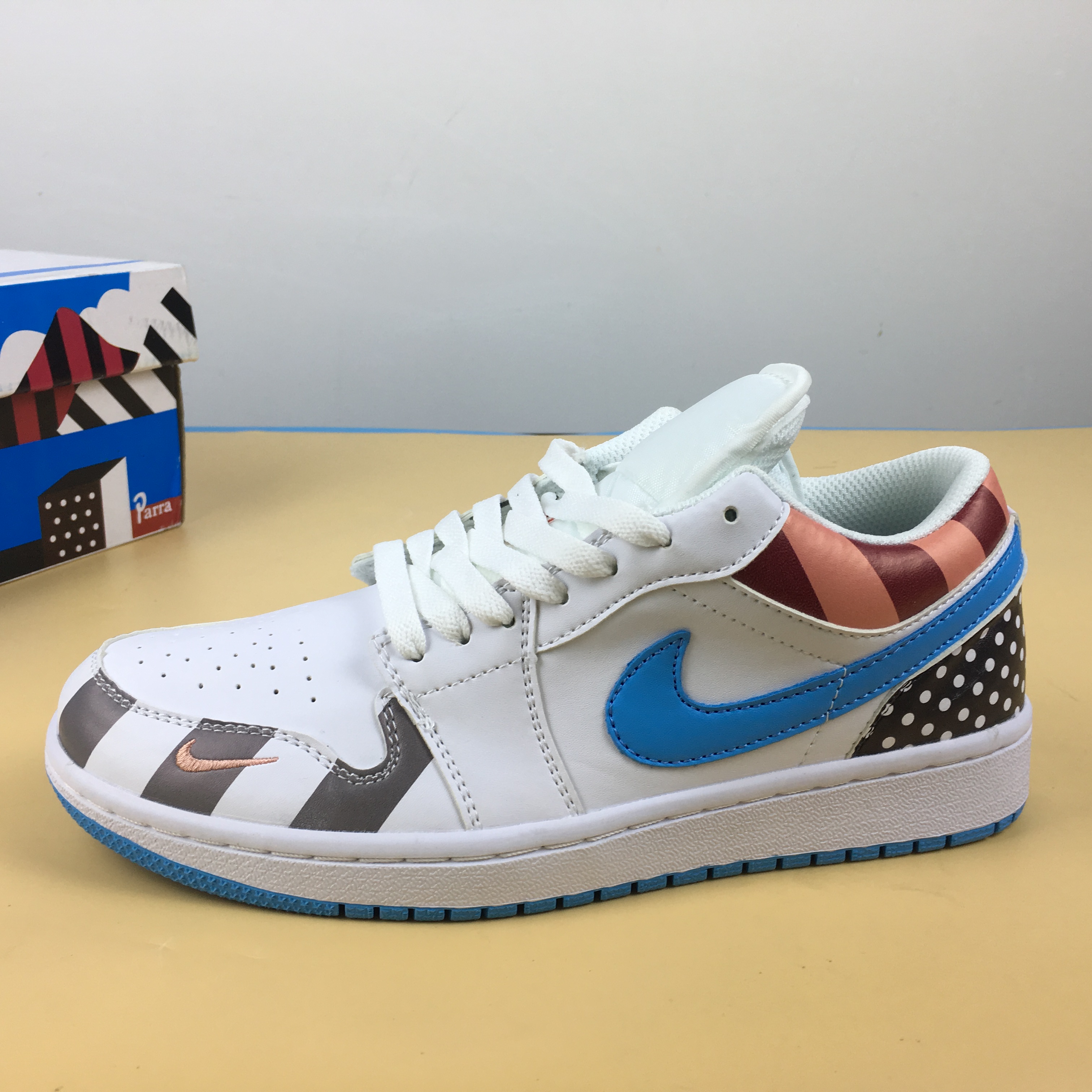 Air Jordan 1 GS Pig Pecs White Blue Red Shoes - Click Image to Close